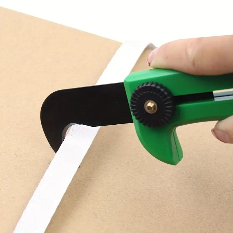 Ultra-Portable Multifunction Hook Knife