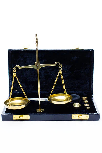 Balance scale